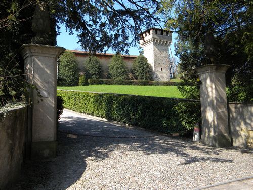 Castello di Frascarolo a Induno Olona